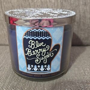 Bath & Body Works 3 wick candle - Blueberry Sugar